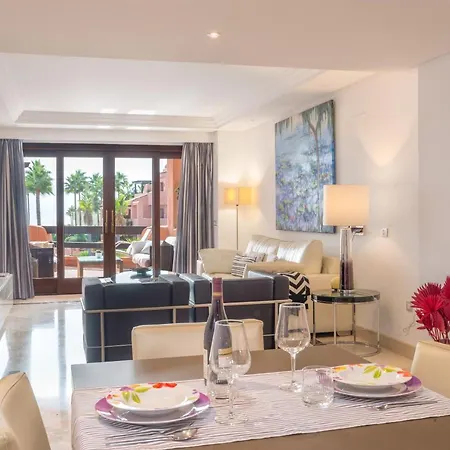 High Standard Front Apartamento