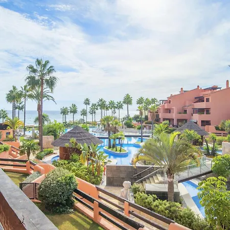 Daire Front Mar Azul Estepona