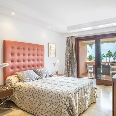 Front Mar Azul Estepona
